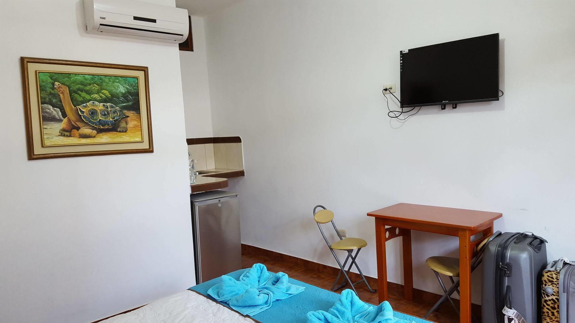 Hotel Coloma Galapagos Puerto Ayora  Kültér fotó